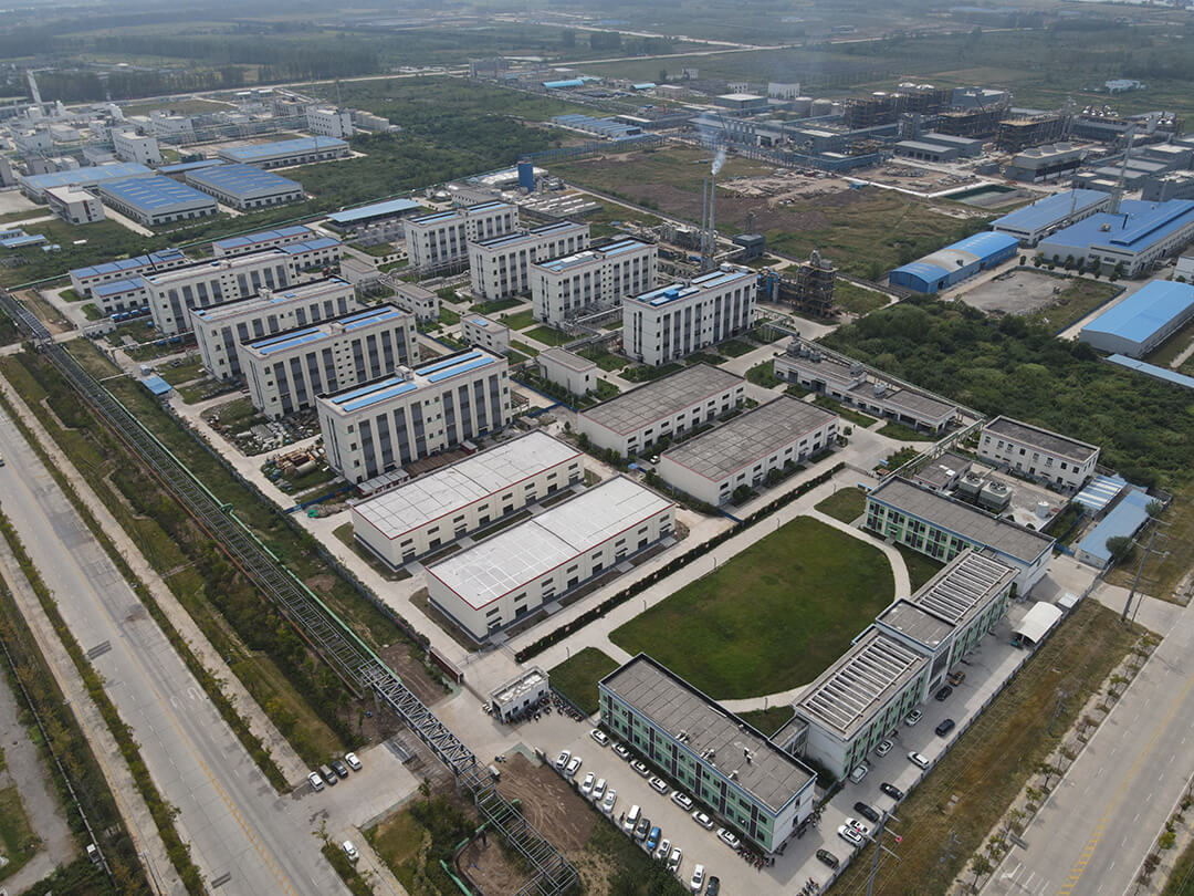 Fabrica din August din China a început să producă ingrediente active pentru erbicide.